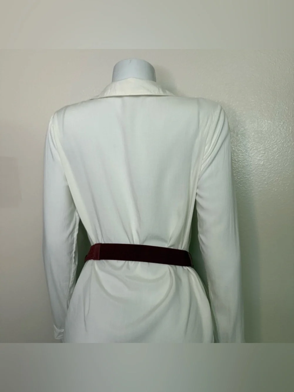 Burgundy braided PU leather elastic waistband skinny belt with gold tone buckle